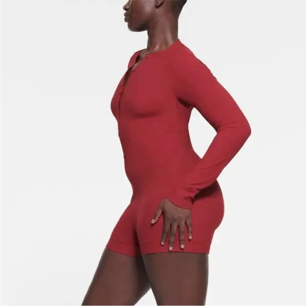 Skims Soft Lounge Henley Onesie in Brick - Picture 4 of 8